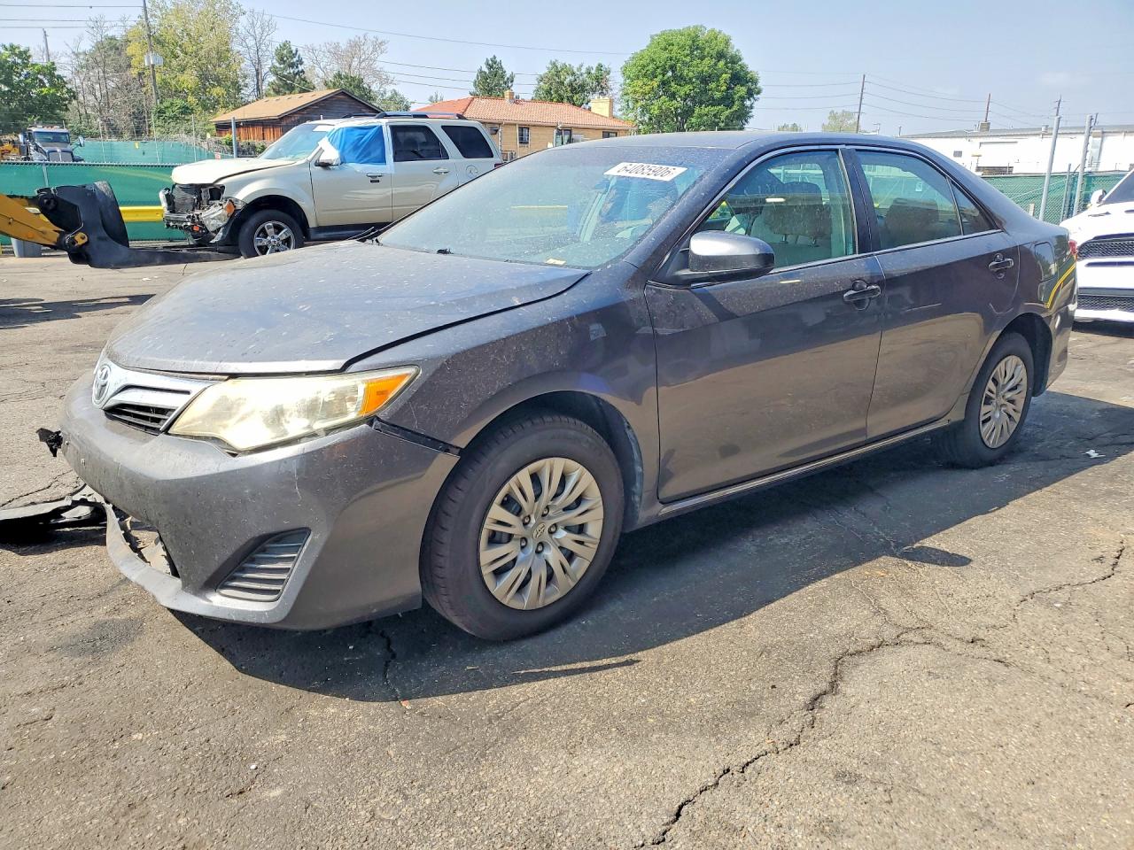 2014 TOYOTA CAMRY