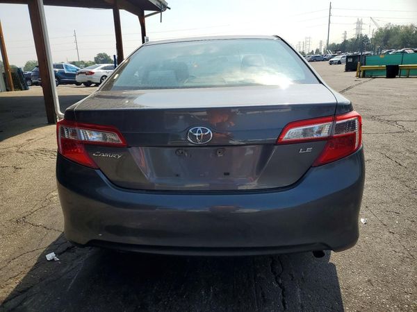 2014 TOYOTA CAMRY