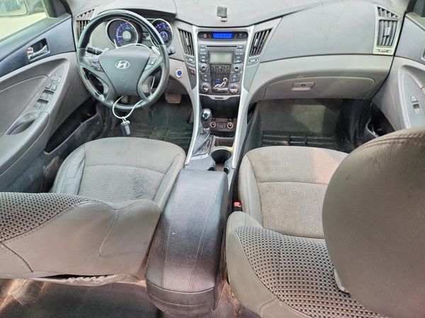 2012 HYUNDAI SONATA
