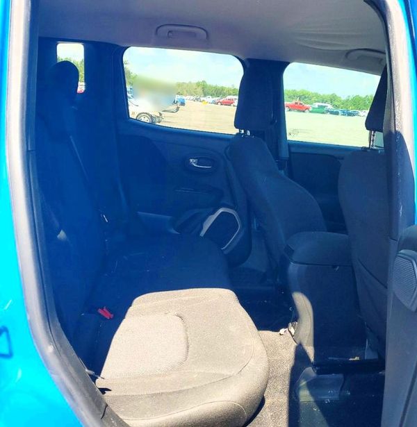 2015 JEEP RENEGADE LATITUDE 4X2