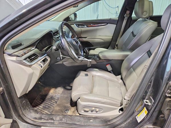 2013 CADILLAC XTS Luxury
