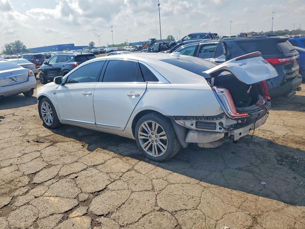 2019 CADILLAC XTS Luxury