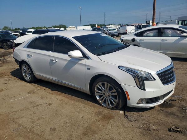 2019 CADILLAC XTS Luxury