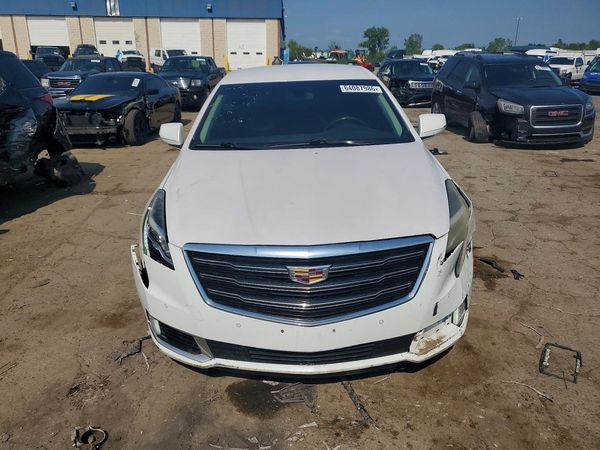2019 CADILLAC XTS Luxury