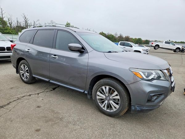 2018 NISSAN PATHFINDER — Passenger 3/4
