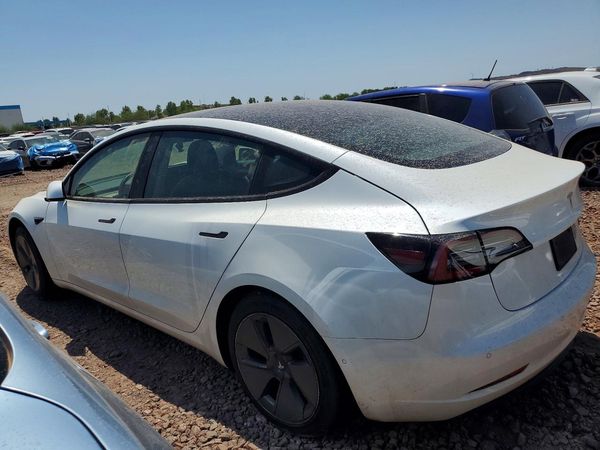2021 TESLA MODEL 3