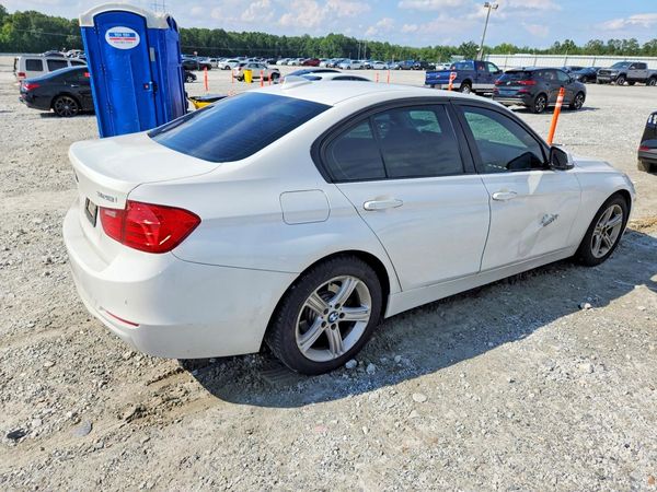 2015 BMW 328