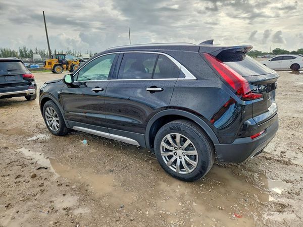 2020 CADILLAC XT4 Premium Luxury