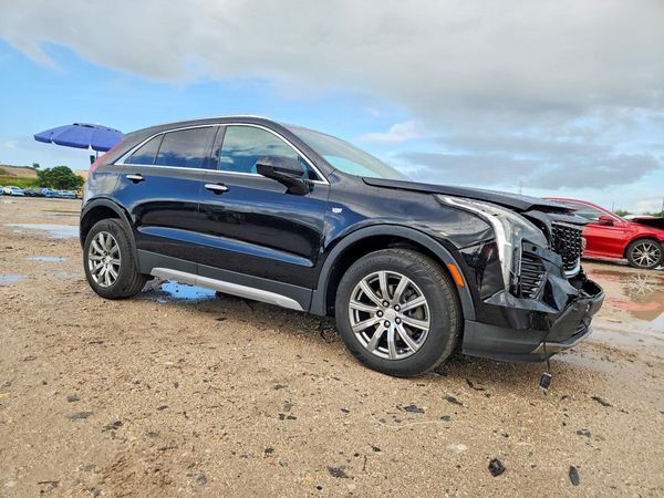 2020 CADILLAC XT4 Premium Luxury