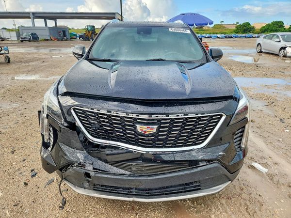 2020 CADILLAC XT4 Premium Luxury