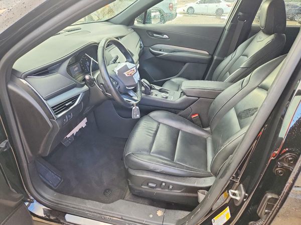 2020 CADILLAC XT4 Premium Luxury
