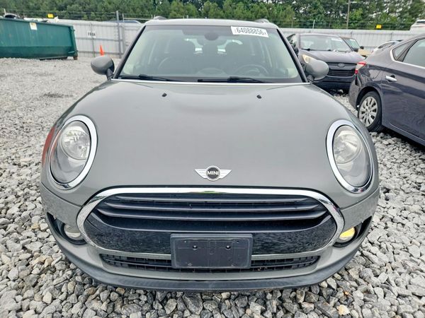 2017 MINI COOPER
