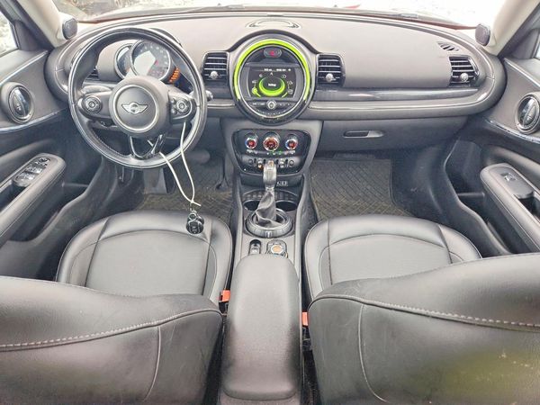 2017 MINI COOPER