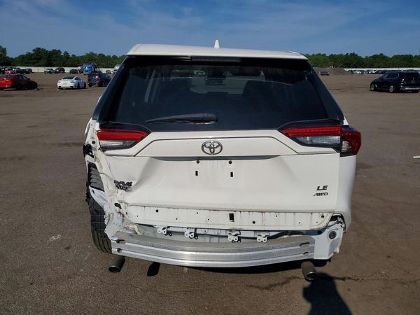 2023 TOYOTA RAV4 LE