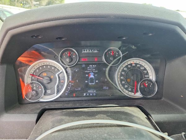 2013 RAM 1500 ST CREW CAB 4X2