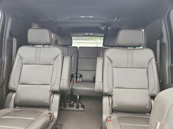 2023 CHEVROLET SUBURBAN RST — SUVN