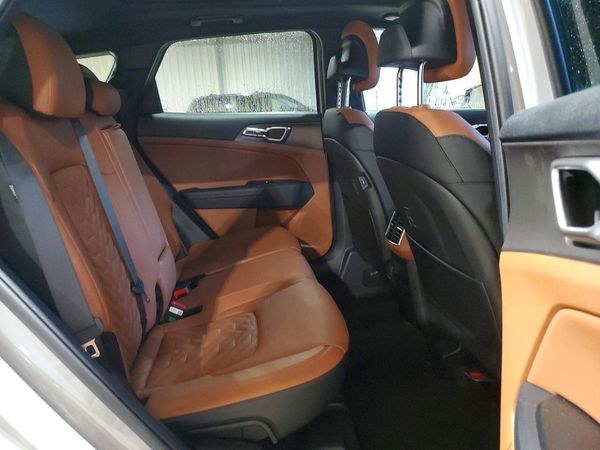 2026 KIA SPORTAGE X-LINE