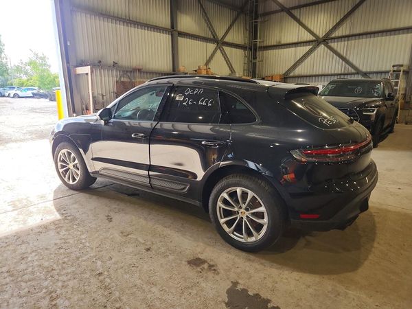 2025 PORSCHE MACAN