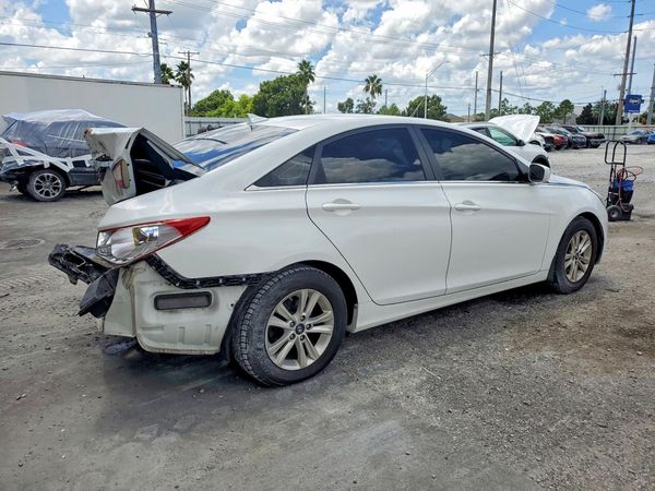 2012 HYUNDAI SONATA Middle-low level