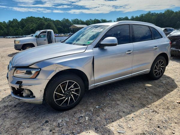 2016 AUDI Q5 quattro Premium Plus