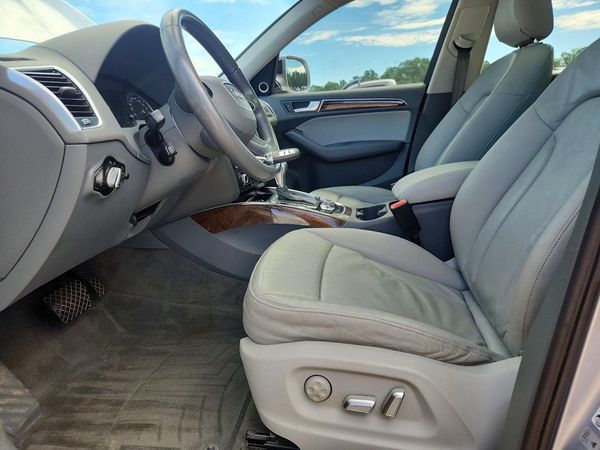 2016 AUDI Q5 quattro Premium Plus