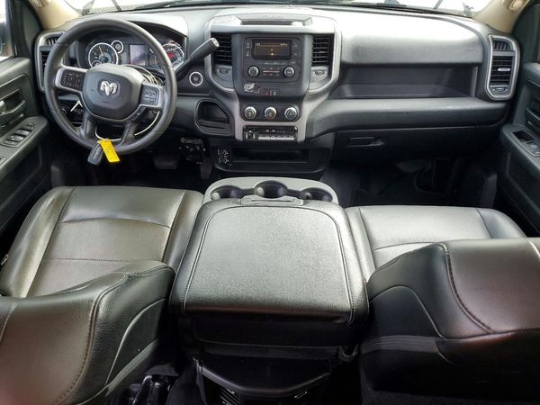 2020 RAM 3500 CREW CAB CHASSIS