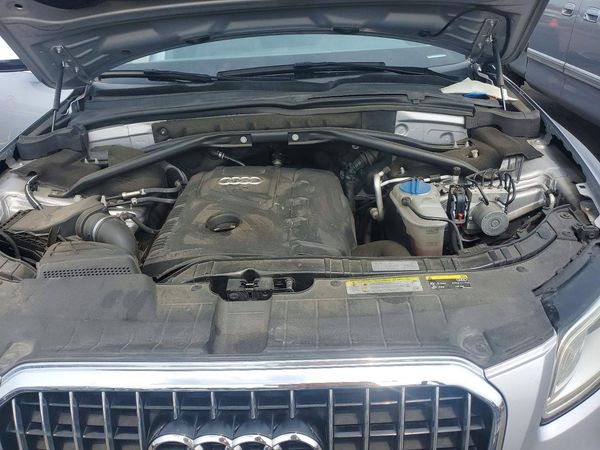 2016 AUDI Q5 quattro Premium Plus