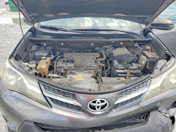 2015 TOYOTA RAV4 LE (X Grade)