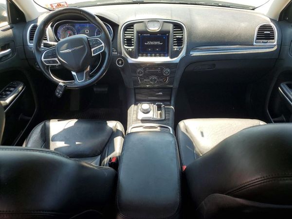 2019 CHRYSLER 300 Touring