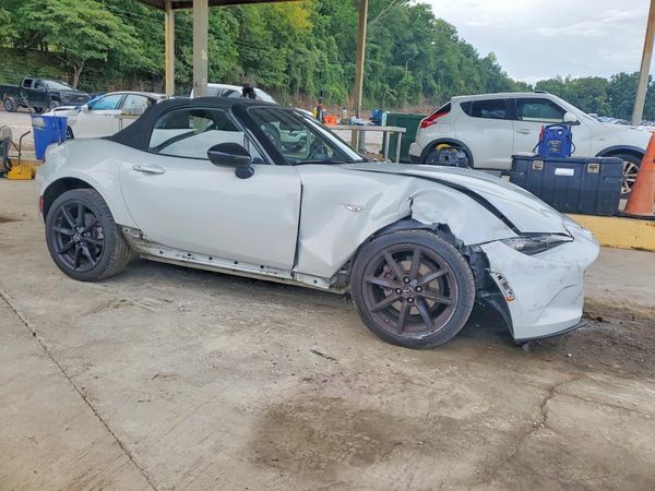 2019 MAZDA MX-5 MIATA