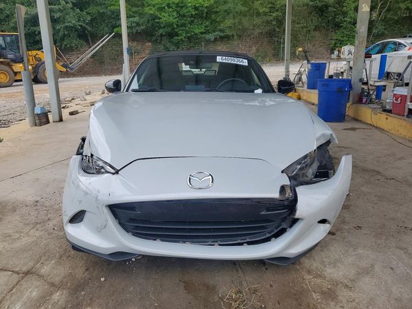 2019 MAZDA MX-5 MIATA