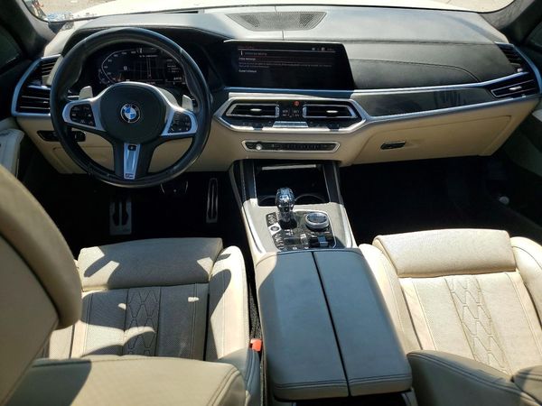 2020 BMW X7