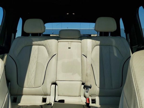 2020 BMW X7