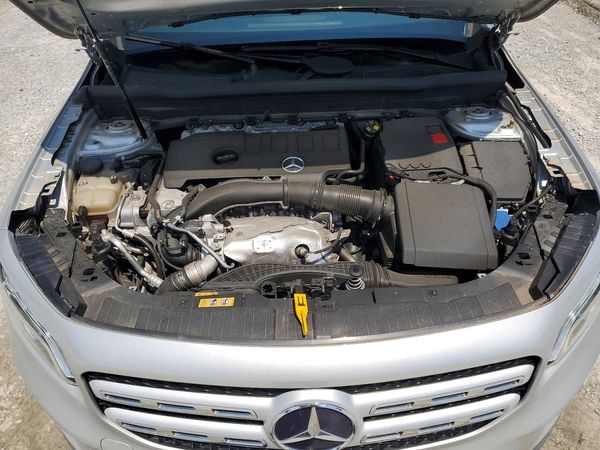 2021 MERCEDES-BENZ GLB GLB250