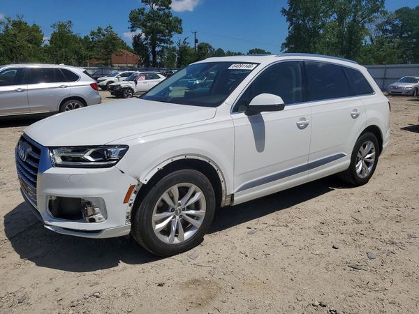 2017 AUDI Q7 quattro Premium Plus
