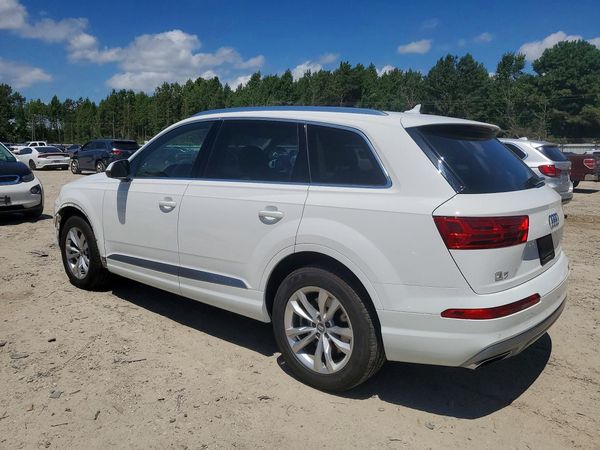 2017 AUDI Q7 quattro Premium Plus