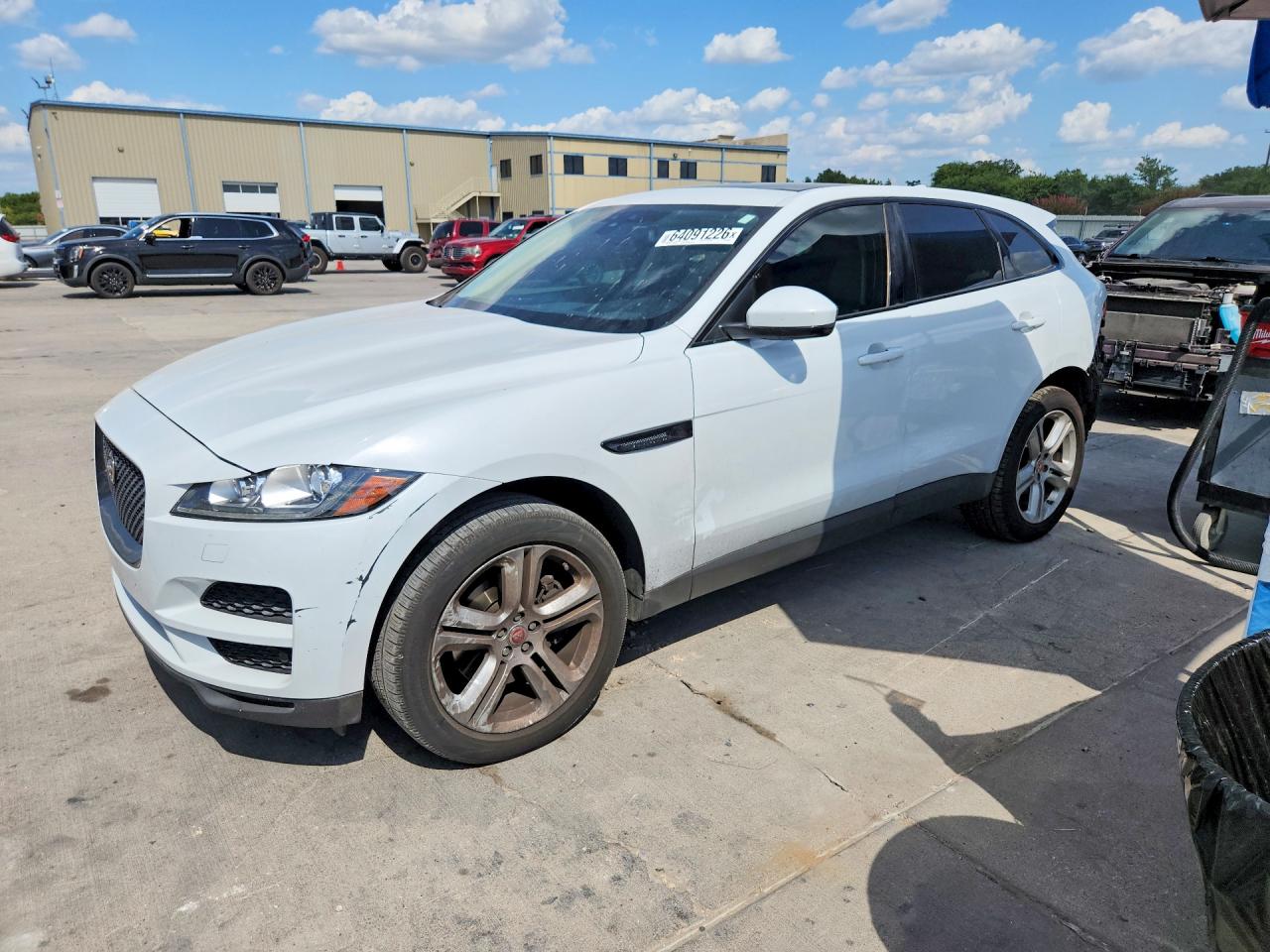 2017 JAGUAR F-PACE