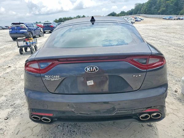 2019 KIA STINGER