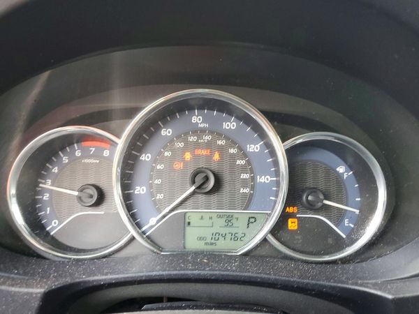 2016 TOYOTA COROLLA