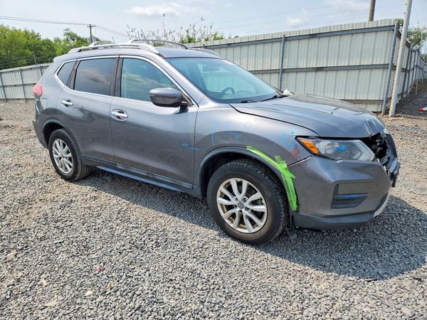 2018 NISSAN ROGUE