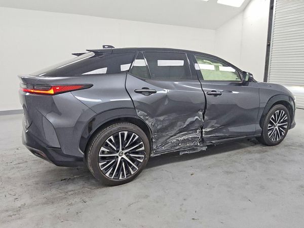 2024 LEXUS RZ 300e