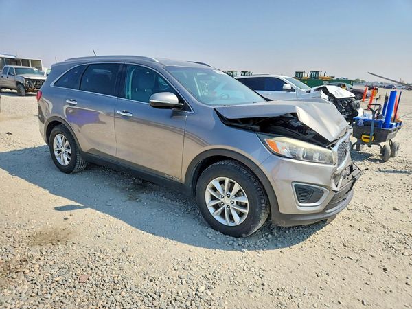 2017 KIA SORENTO L, LX