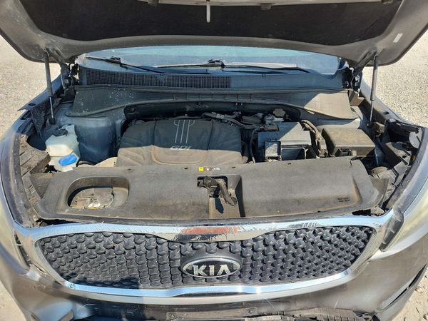 2017 KIA SORENTO L, LX