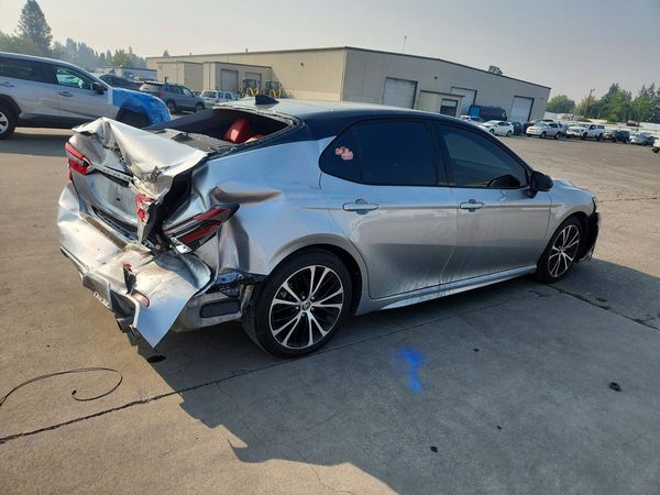 2024 TOYOTA CAMRY