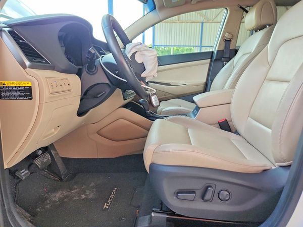 2018 HYUNDAI TUCSON