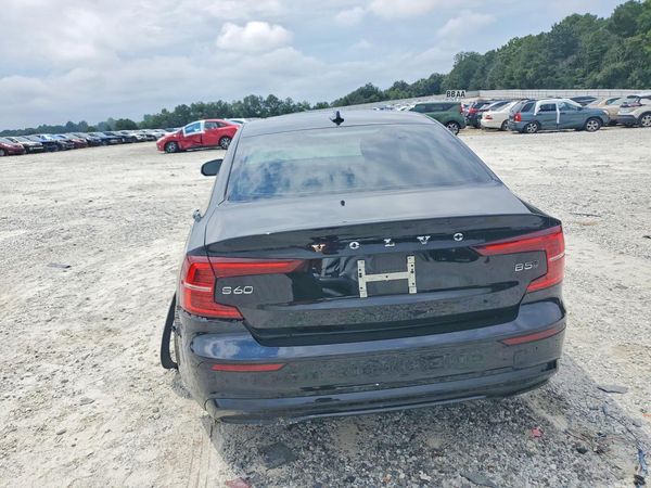 2024 VOLVO S60 Ultimate Dark