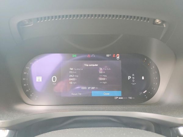 2024 VOLVO S60 Ultimate Dark