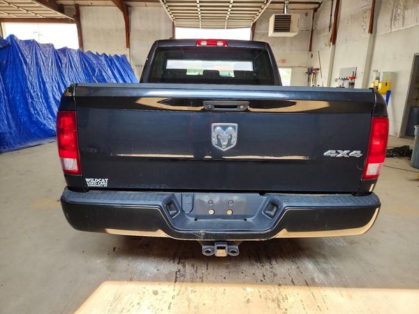 2018 RAM 1500 ST