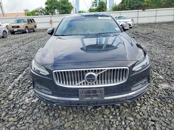 2022 VOLVO S90 Inscription