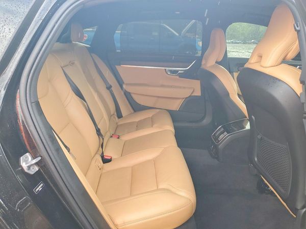 2022 VOLVO S90 Inscription